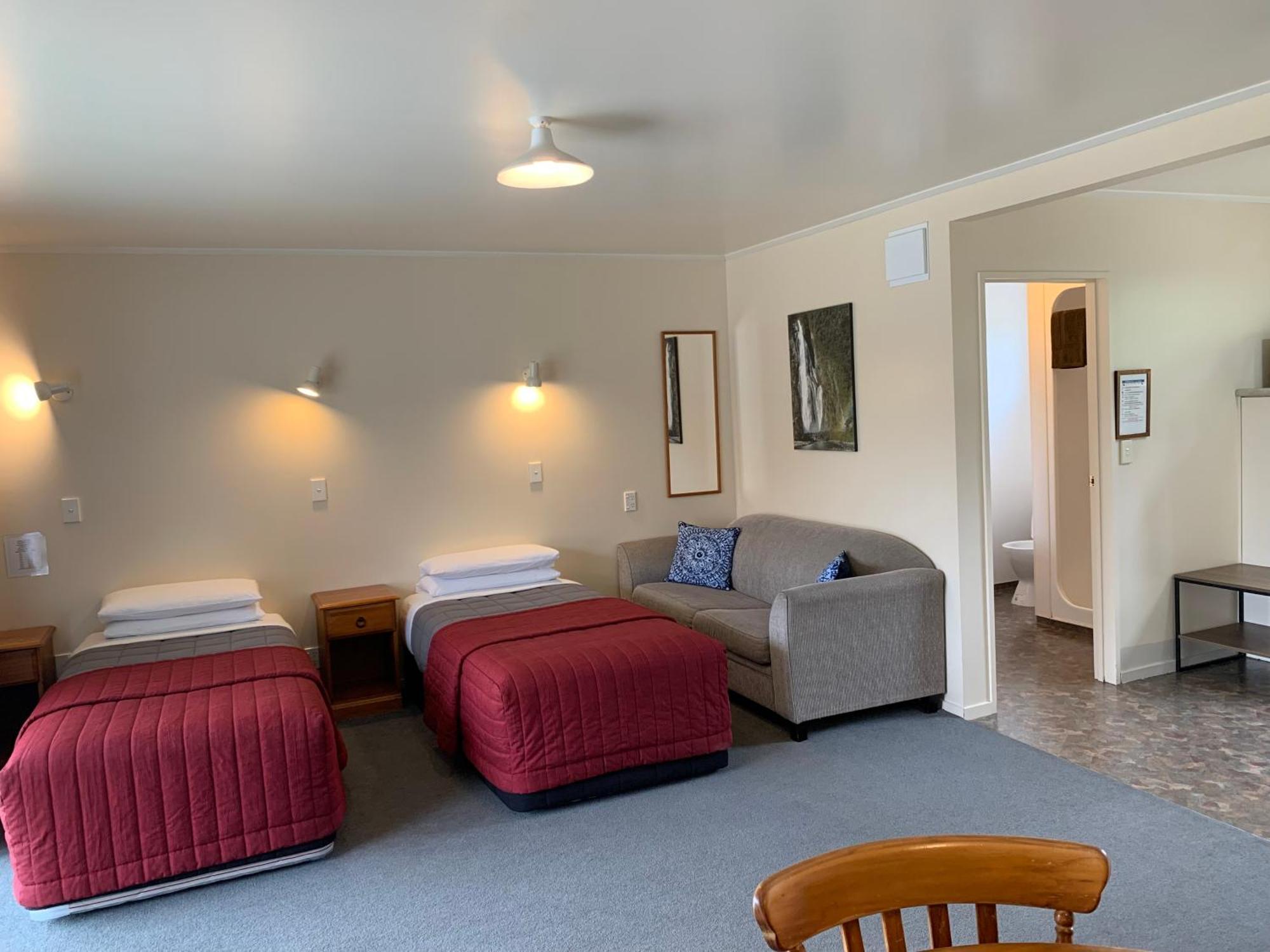 Amber Court Motel Te Anau Kültér fotó