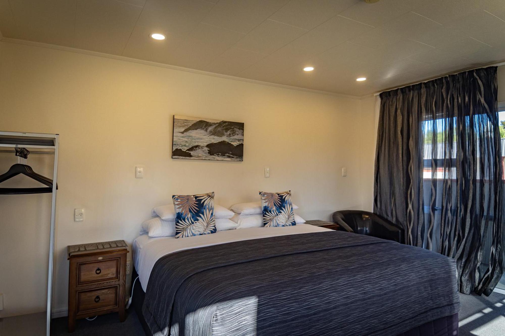 Amber Court Motel Te Anau Kültér fotó