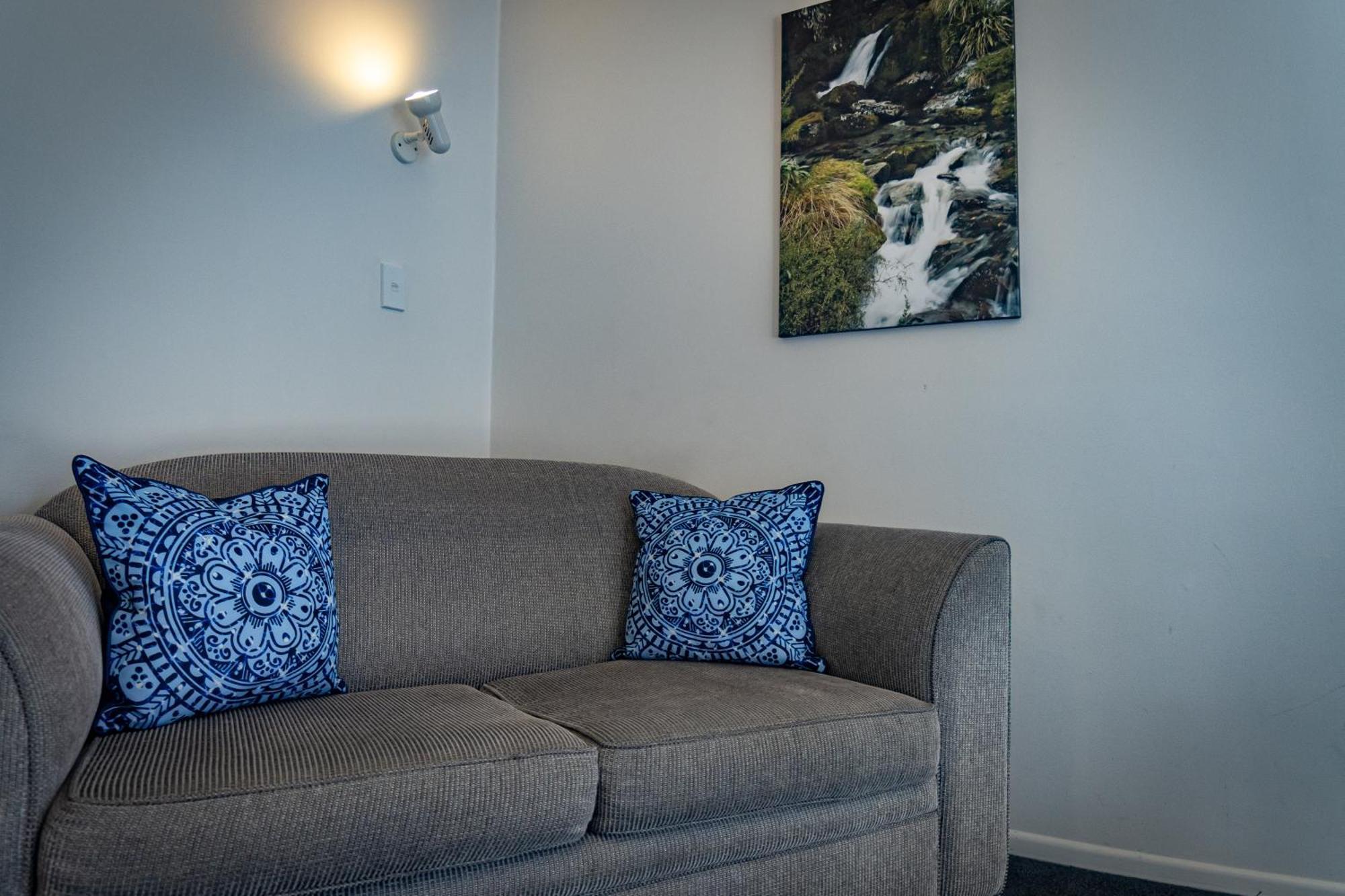 Amber Court Motel Te Anau Kültér fotó
